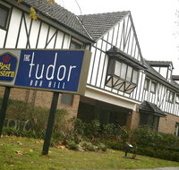 Best Western Plus The Tudor Box Hill - Whitsundays Accommodation
