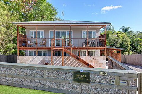 Beulah House Luxurious Accommodation - Whitsundays Accommodation 0