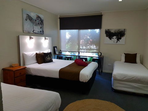 Bidgee Motor Inn - Whitsundays Accommodation 2