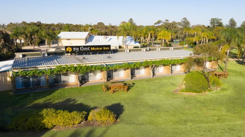 Big River Golf & Country Club - Whitsundays Accommodation 2