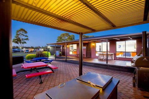 BIG4 Traralgon Park Lane Holiday Park - Whitsundays Accommodation 3