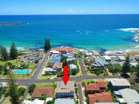 Bimbadeen Unit 3 - Across From The Beach - Lift In Complex - Whitsundays Accommodation 3