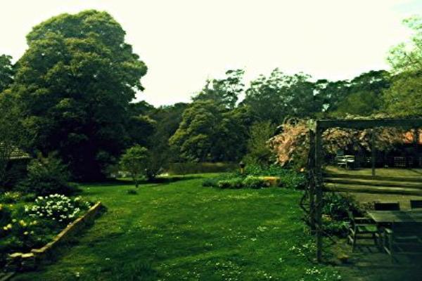 Weegena TAS Whitsundays Accommodation