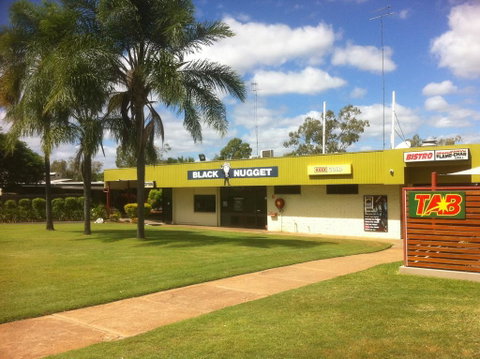 Black Nugget Hotel Motel - Whitsundays Accommodation 0