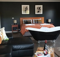 Blaze Rock Retreat - Whitsundays Accommodation