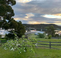 Blossoms on the Bay - Nubeena - Whitsundays Accommodation