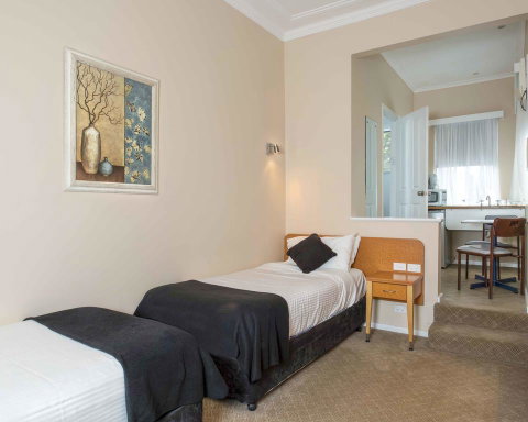 Blue Mountains Heritage Motel - Whitsundays Accommodation 1