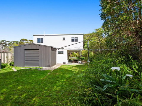 Blue Waters Cottage - 120m To Jervis Bay - Whitsundays Accommodation 3
