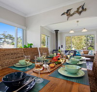 Blue Waters Cottage - 120m to Jervis Bay - Whitsundays Accommodation