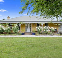 Blue Wren - Whitsundays Accommodation