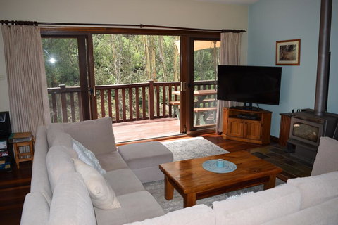 Bluebell Cottage - Whitsundays Accommodation 3