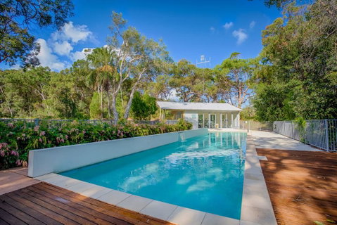 Bluewater 3 - Rainbow Shores - Whitsundays Accommodation 0