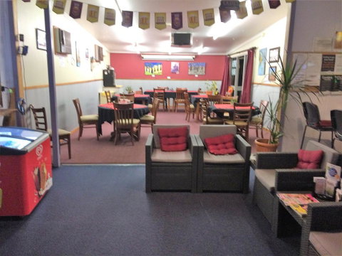 Bluff Hotel - Whitsundays Accommodation 3