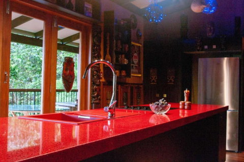 The LuWOW Lodge - Whitsundays Accommodation 3