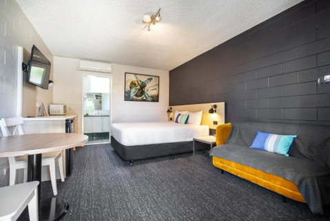 The Mulgrave Motel - Whitsundays Accommodation 1