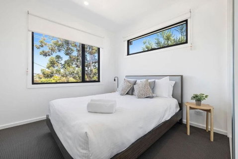 The Moorabbin Townhouse - Comfortable & Accessible - Whitsundays Accommodation 2