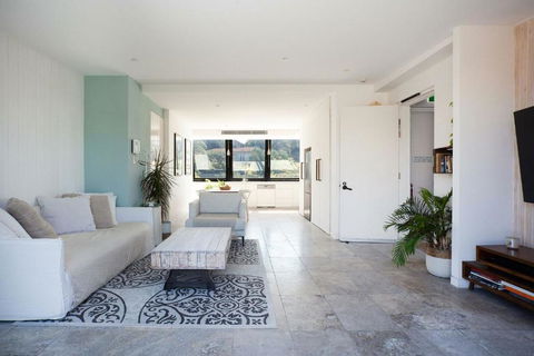 The Treehouse Penthouse - Whitsundays Accommodation 1