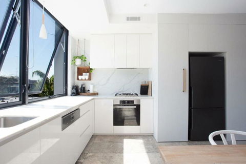 The Treehouse Penthouse - Whitsundays Accommodation 3