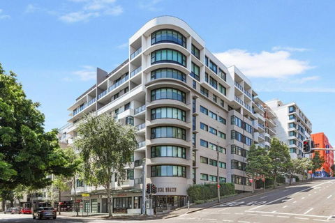 WATT1 - Modern 1 Bedroom Unit In Ultimo - Whitsundays Accommodation 3