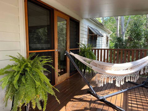 Wattle Bush Retreat - Whitsundays Accommodation 2