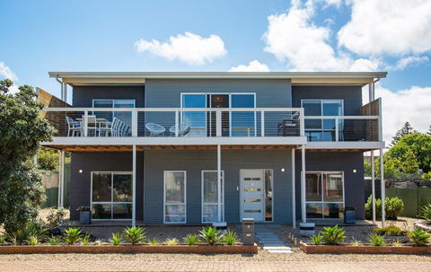 Xanadu - Aldinga Beach - C21 SouthCoast Holidays - Whitsundays Accommodation 0