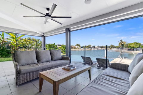 YALLA24-Luxury Resort Style Home - Whitsundays Accommodation 2