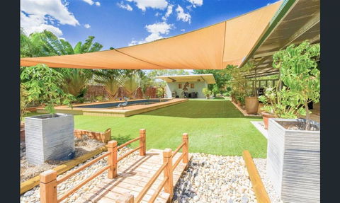 Almost Off Grid Tranquillity - Whitsundays Accommodation 3