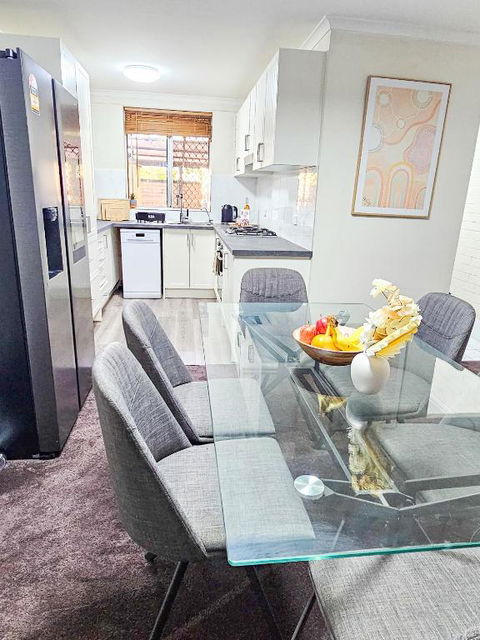 Queen Of The Desert Villa Secure & Gated 2 Bdrm Home - Whitsundays Accommodation 0