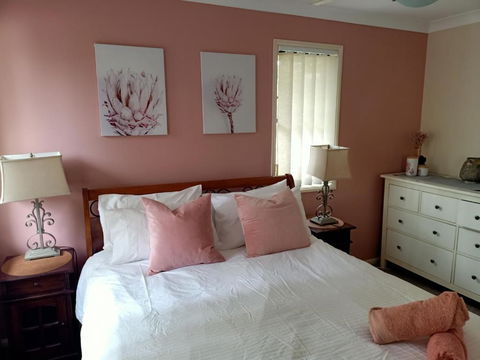 Tingalpa Townhouse Treat - Whitsundays Accommodation 0