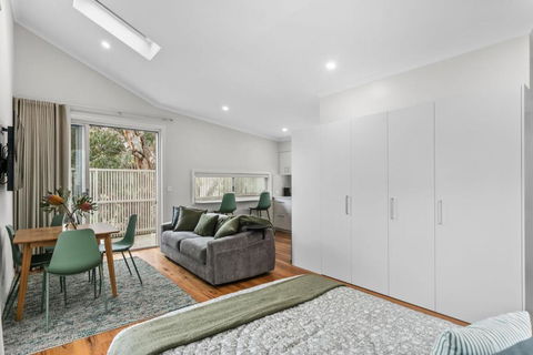 WILL56 - Gumtree Studio - Whitsundays Accommodation 3