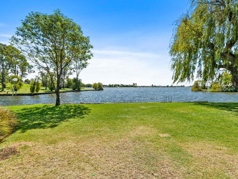 Yarrawonga Lakeside Apartment 23 - Whitsundays Accommodation 0
