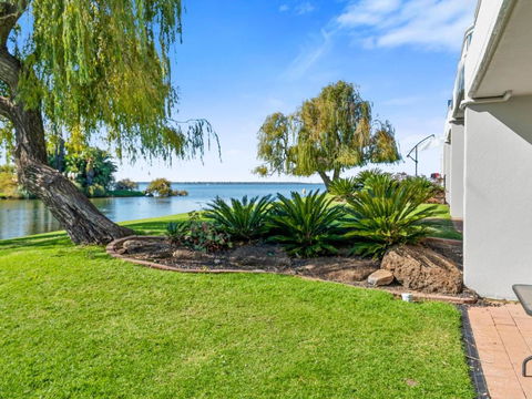 Yarrawonga Lakeside Apartment 25 - Whitsundays Accommodation 1