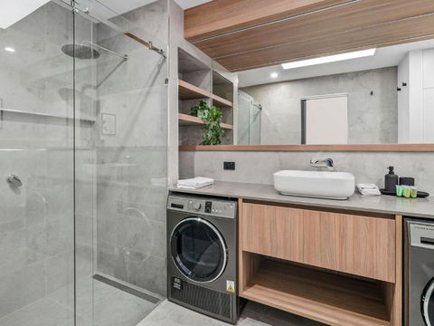 Yarrawonga Lakeside Apartment 43 - 3 Bedrooms - Whitsundays Accommodation 3