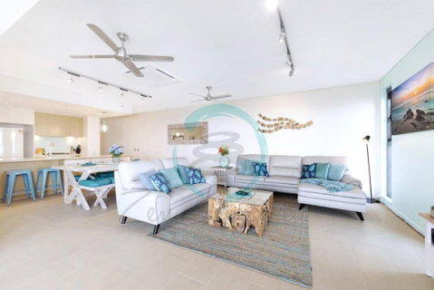 ZEN POINT PENTHOUSE 3-BR Executive W/front Retreat - Whitsundays Accommodation 3