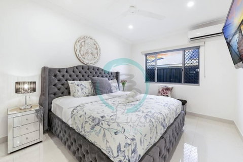 Zenhouse: Stylish Muirhead Home Near Park/Hospital - Whitsundays Accommodation 3