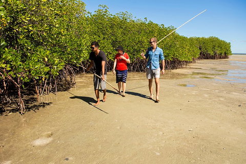 Crossing Country 5 Day Yolngu Homeland Tour - Whitsundays Accommodation 3