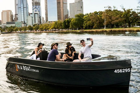 2-Hour Boat Rental In Melbourne - Whitsundays Accommodation 1