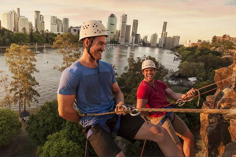 Abseiling The Kangaroo Point Cliffs In Brisbane - Whitsundays Accommodation 5