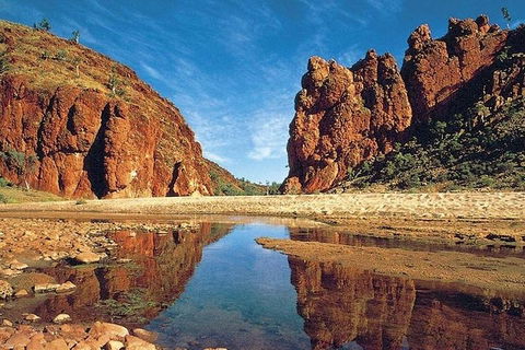 Alice Springs, Uluru Ayers Rock & Kings Canyon 8 Days Touring Package - Whitsundays Accommodation 4