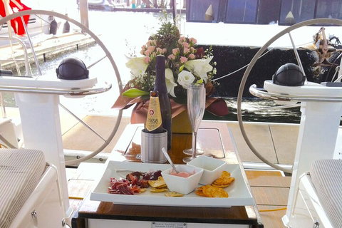 Sailing Curlew Escape On Moreton Bay - Whitsundays Accommodation 1
