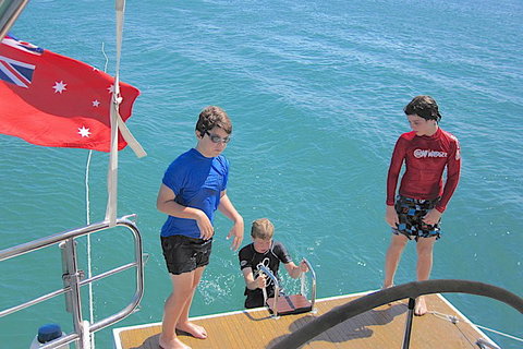 Sailing Curlew Escape On Moreton Bay - Whitsundays Accommodation 2
