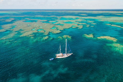 3 Day Whitsundays Sailing And Diving Adventure: Kiana - Whitsundays Accommodation 1
