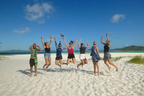 2-Day Whitsundays Sailing Adventure: Summertime - Whitsundays Accommodation 2
